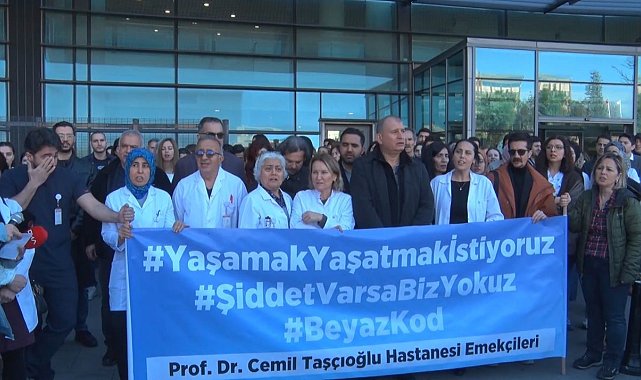 Okmeydanı Şehir Hastanesi'nde saldırıya uğrayan doktorun babası: "Canım yanıyor"