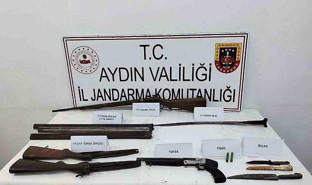 Osmanlı dönemine ait tüfek ve kılıç ele geçirildi