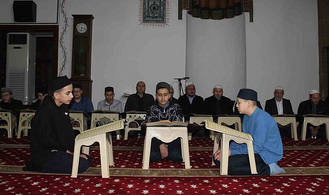 Pençe-Kilit Hareket bölgesinde şehit olan askerler için Osmaneli de mevlit okutuldu