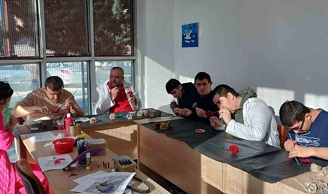 Pursaklar'da özel gereksinimli bireyler yeni beceriler kazanıyor