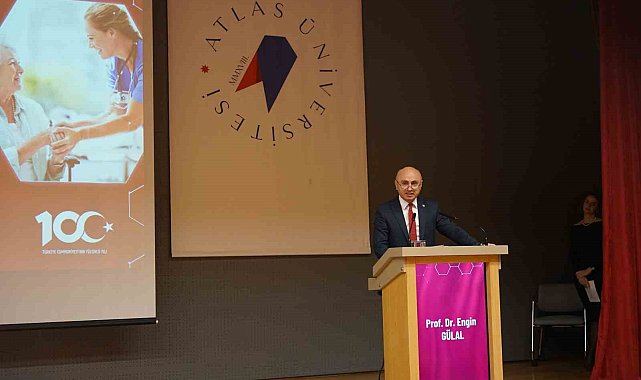 "Hemşirelik mesleğinde hizmet ve eğitim kalitesi bir arada düşünülmeli"