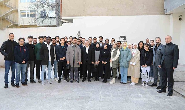 Rektör Prof. Dr. Altun, Uluslararası Öğrenciler ile Buluştu