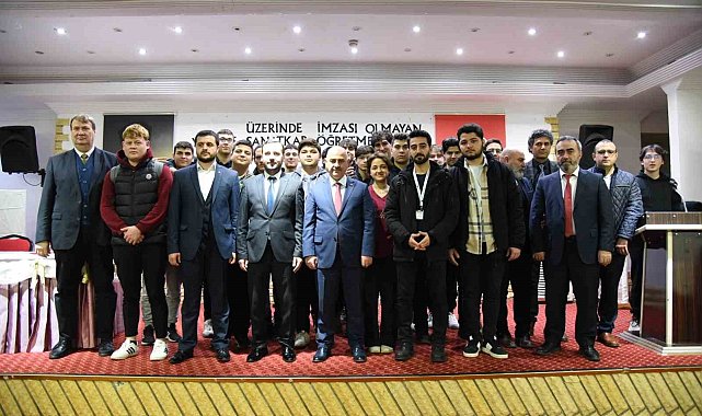 Rektör Sözbir lise öğrencileriyle buluştu