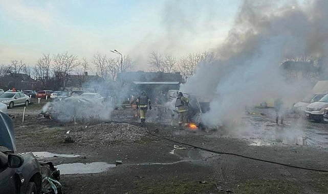 Rusya, Ukrayna'ya füze yağdırdı: 12 ölü, 76 yaralı