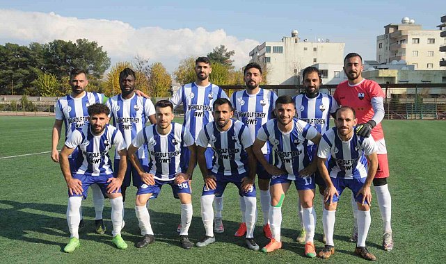 Şampiyonluk mücadelesi veren Öz İdil Spor, Cizre Nuh Sporu 6-1 yendi