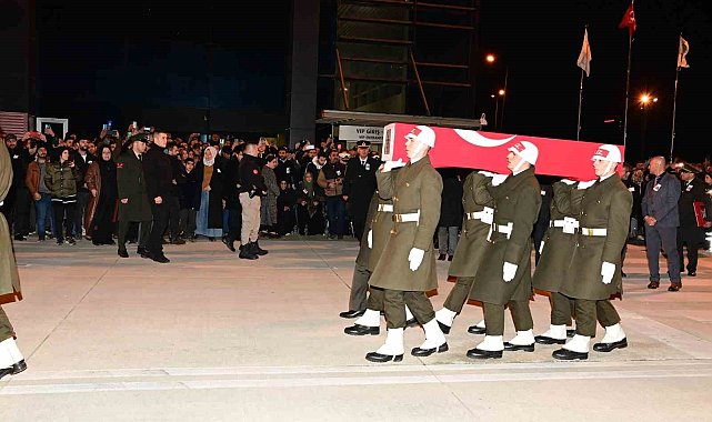 Şehit Piyade Sözleşmeli Er Çağatay Erenoğlu'nun cenazesi memleketi Sinop'ta