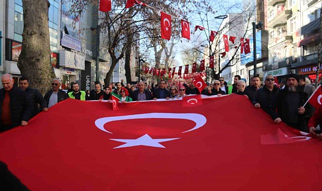 Şehitlerin ismi hep bir ağızdan okundu, terör lanetlendi