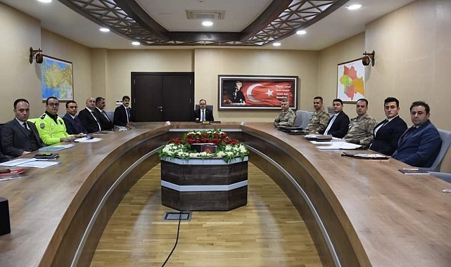 Siirt'te güvenlik ve asayiş toplantısı gerçekleştirildi