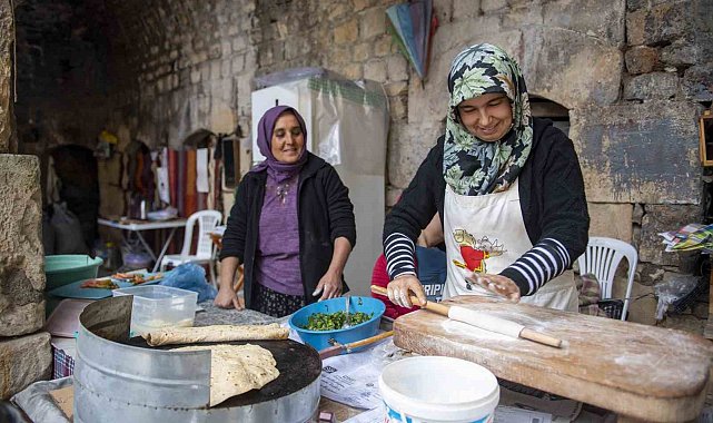 Tarihi Taşhan, Mutlu üretici kadınlara ev sahipliği yaptı