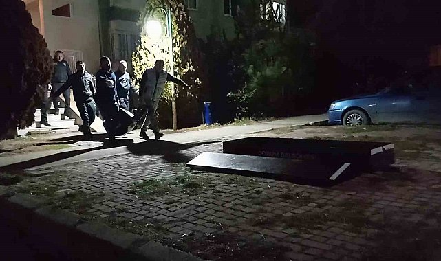 Tartıştığı arkadaşını bıçaklayarak öldürdü