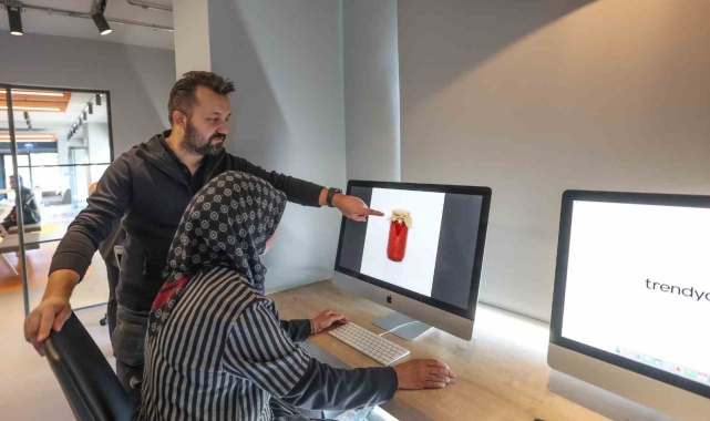 Trendyol ve Birleşmiş Milletler Kalkınma Programı iş birliği ile hayata geçirilen Yarının Köyleri projesinde ilk dijital merkez Adana'da açıldı