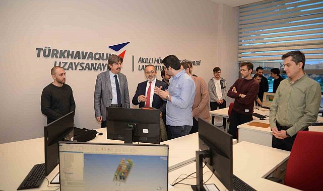 TUSAŞ'ın akıllı mühendislik sistemleri laboratuvarı BUÜ'de açıldı