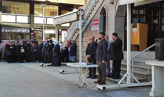 Umre kafilesi dualarla uğurlandı