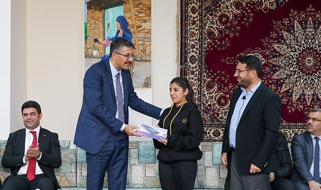 Vali Çelik: "Asli mesele iyi bir insan olmaktır"