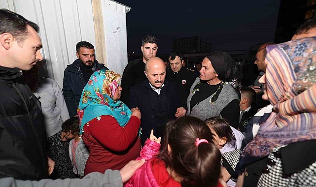 Vali Varol yeni yıl akşamı depremzedelerle bir araya geldi