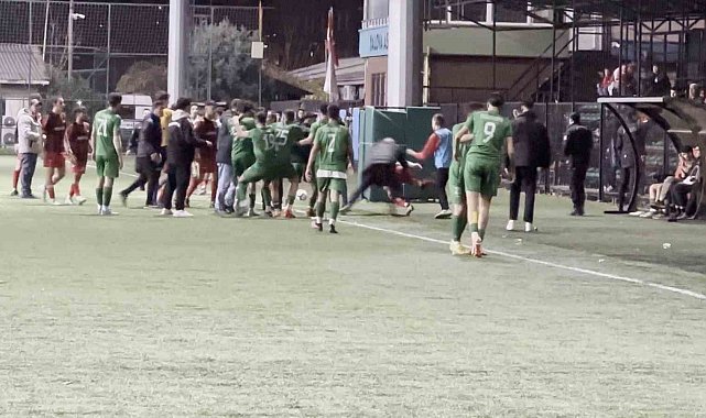Yalova'da gençler maçında olaylar çıktı: 8 kırmızı, 5 sarı kart