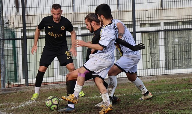 Yalovaspor 7. hafta sonunda liderliğini korudu