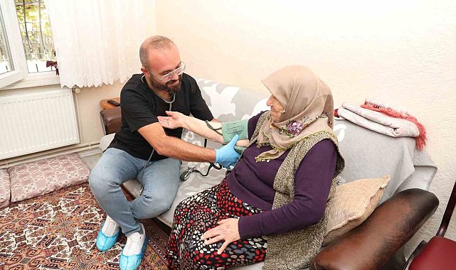 Yaşlı çiftten Kazım Kurt'a hayır duası