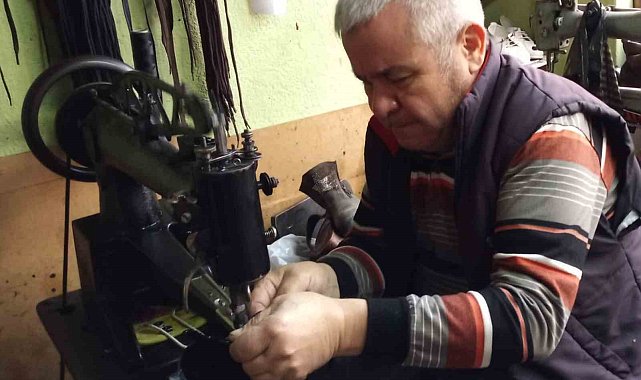 Yıllardır baba mesleğini yaşatıyor