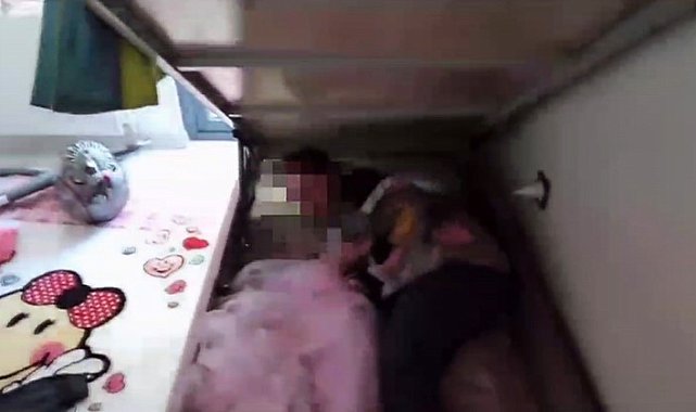10 ilde 20 ayrı dosyadan aranan kadın bazanın altında saklanırken yakalandı