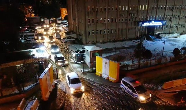 137 polisle huzur operasyonu: 12 gözaltı