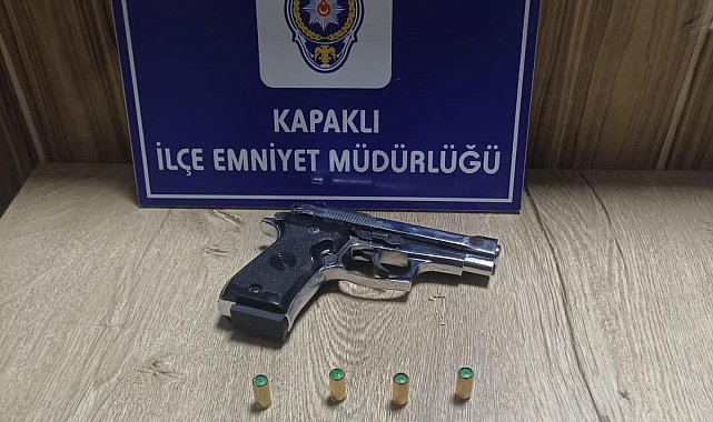 17 yaşındaki çocuğun üstünde silah ele geçirildi