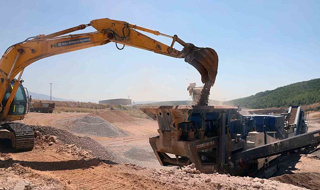 385 bin ton inşaat atığı bertaraf edildi