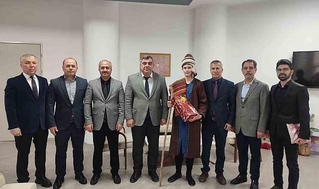 'Dilimizin Zenginlikleri' projesi sürüyor