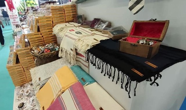 'Lefke Bezi' Ege sahillerin vazgeçilmesi oldu