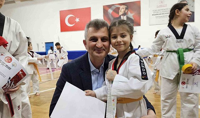 407 taekwandocu kuşak atladı