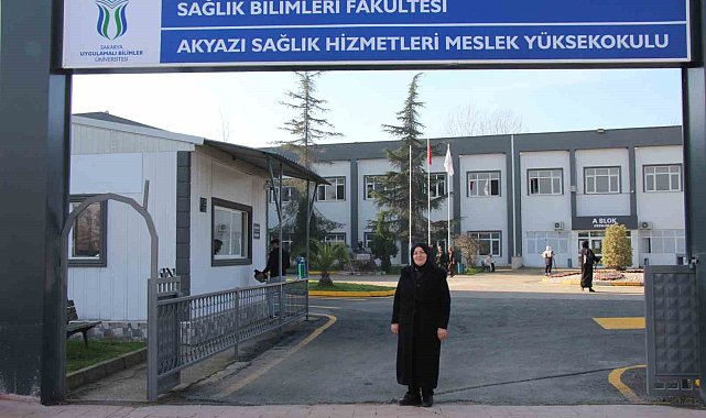 56 yaşında üniversite kazandı, şimdi hemşire olmak için dirsek çürütüyor