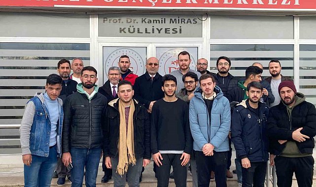 Afyonkarahisar 'Gençlik Ara Dönem Kampı' devam ediyor