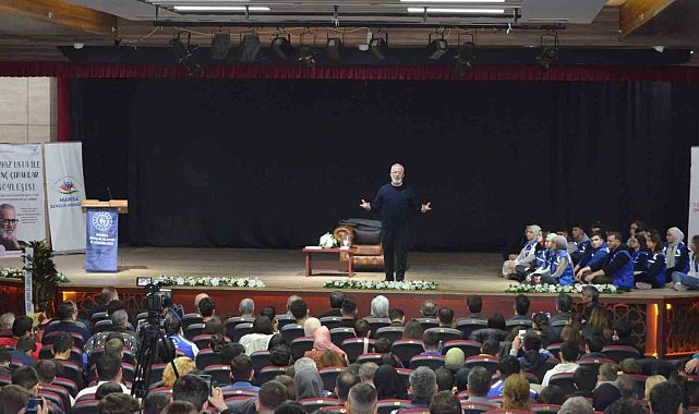 AK Parti'li Yenişehirlioğlu Manisa'da bir dizi program gerçekleştirdi