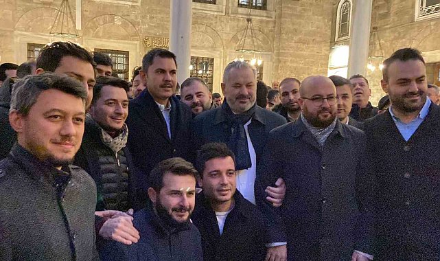 AK Parti'nin İstanbul adayı Kurum seçim çalışmalarının startını Eyüpsultan'da verdi