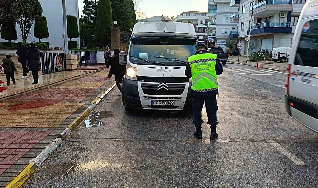 Alanya'da 11 araç trafikten men edildi