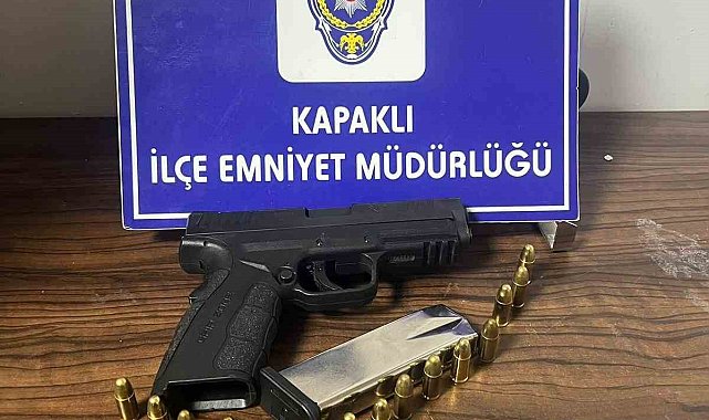 Alkollü mekandaki şahsın üzerinde silah ele geçirildi