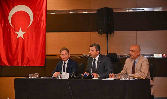 Antalya Valisi Şahin: "Turizmde, 2024 yılında da bu rakamların çok daha üzerine çıkacağımıza inanıyorum"