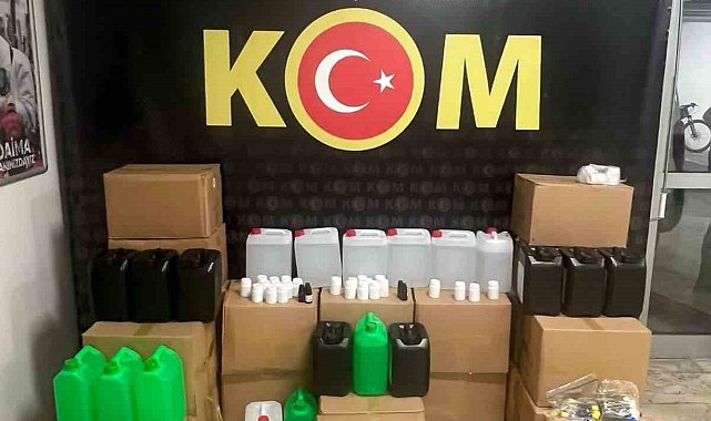 Antalya'da 180 bin şişe sahte alkol yakalandı