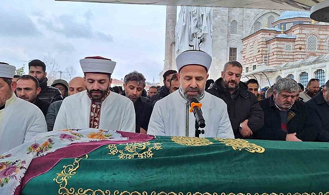 Antalya'da cansız bedeni bulunan Merve Şevval Elmas, İstanbul'da son yolculuğuna uğurlandı