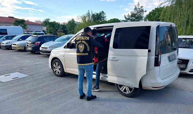 Antalya'da çeşitli suçlardan aranan 151 zanlı tutuklandı