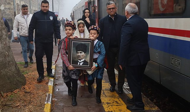 Atatürk'ün Turgutlu'ya gelişinin 101. yıl dönümü kutlandı