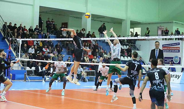 AXA Efeler Ligi 14.Hafta: Develi Belediyespor: 3-Bursa Büyükşehir Belediyespor: 0