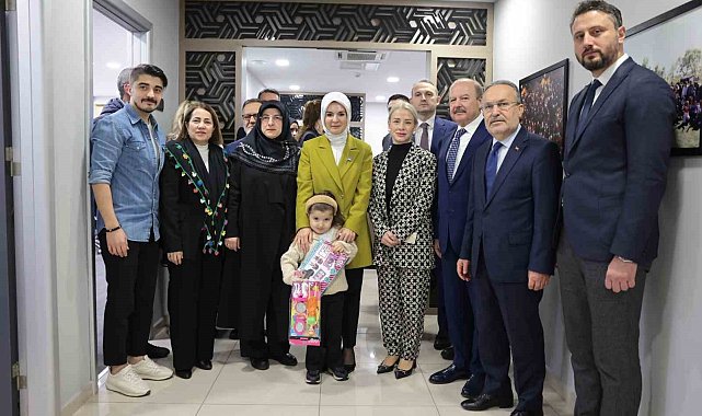 Bakan Göktaş'tan Darülaceze ve 15 Temmuz Derneği ziyareti