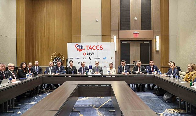 Bakan Kacır: "Alper Gezeravcı'yı Uluslararası Uzay İstasyonu'na bilimsel deneyler yapmak üzere yolcu edeceğiz"