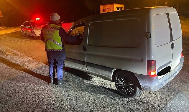 Balıkesir'de jandarma 8 aranan şahsı yakalandı