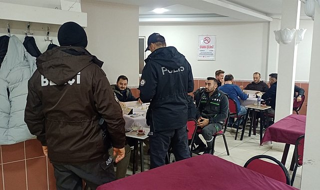 Balıkesir'de polis 15 aranan şahsı gözaltına aldı