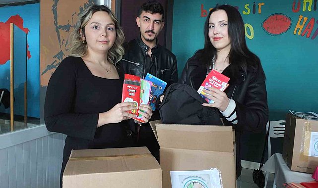 Balıkesir'de Üniversiteliler deprem bölgesindeki öğrenciler için seferber oldu