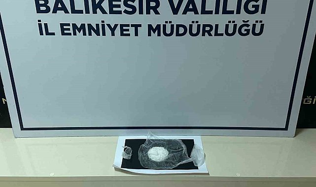 Bandırma'da uyuşturucu tacirlerine yönelik operasyon