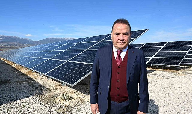 Başkan Böcek &quot;Korkuteli&#039;ne 1 milyar 950 milyonluk yatırım yaptık&quot;