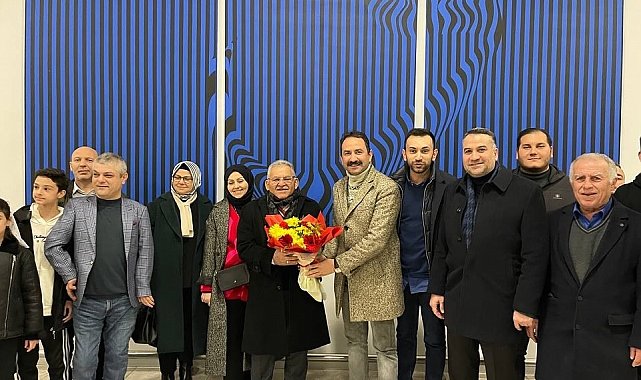 Başkan Büyükkılı, İstanbul'da Kayserililer tarafından karşılandı